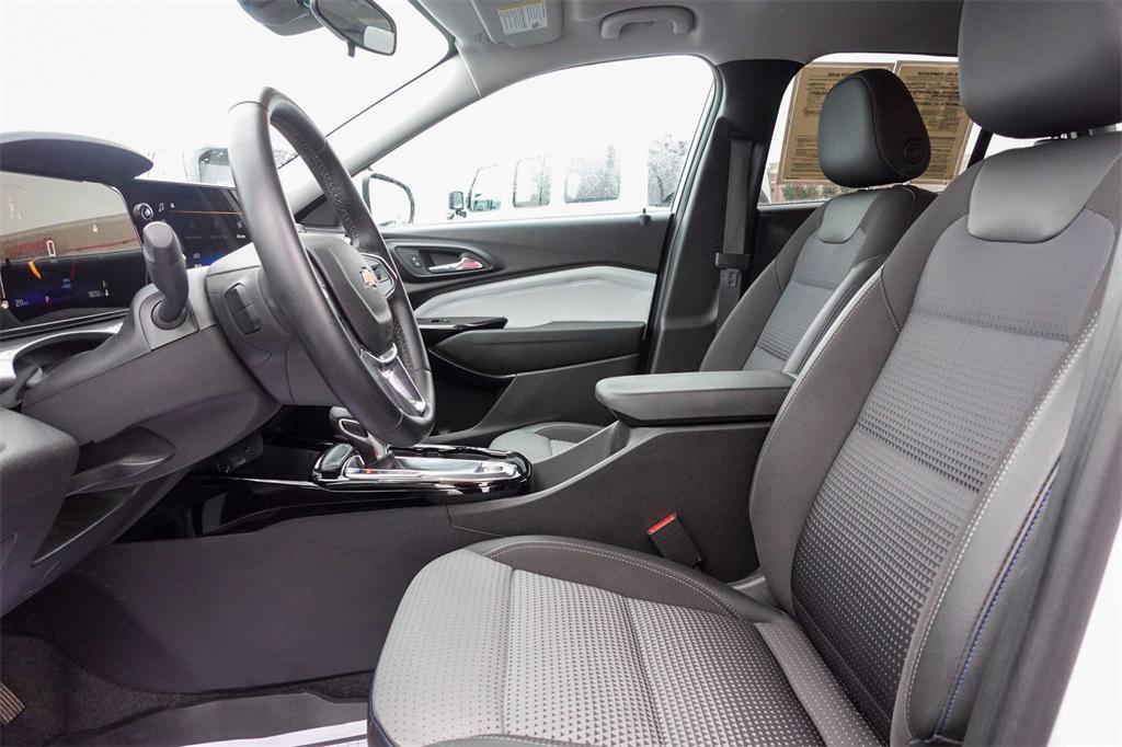 used 2024 Chevrolet Trax car, priced at $21,977