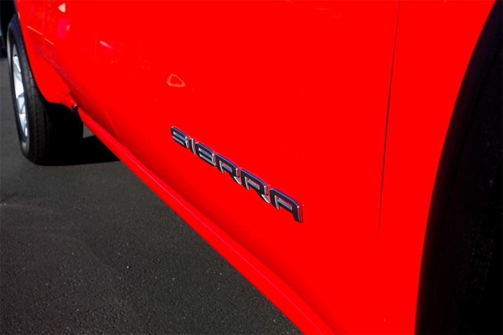 used 2022 GMC Sierra 1500 car, priced at $32,977