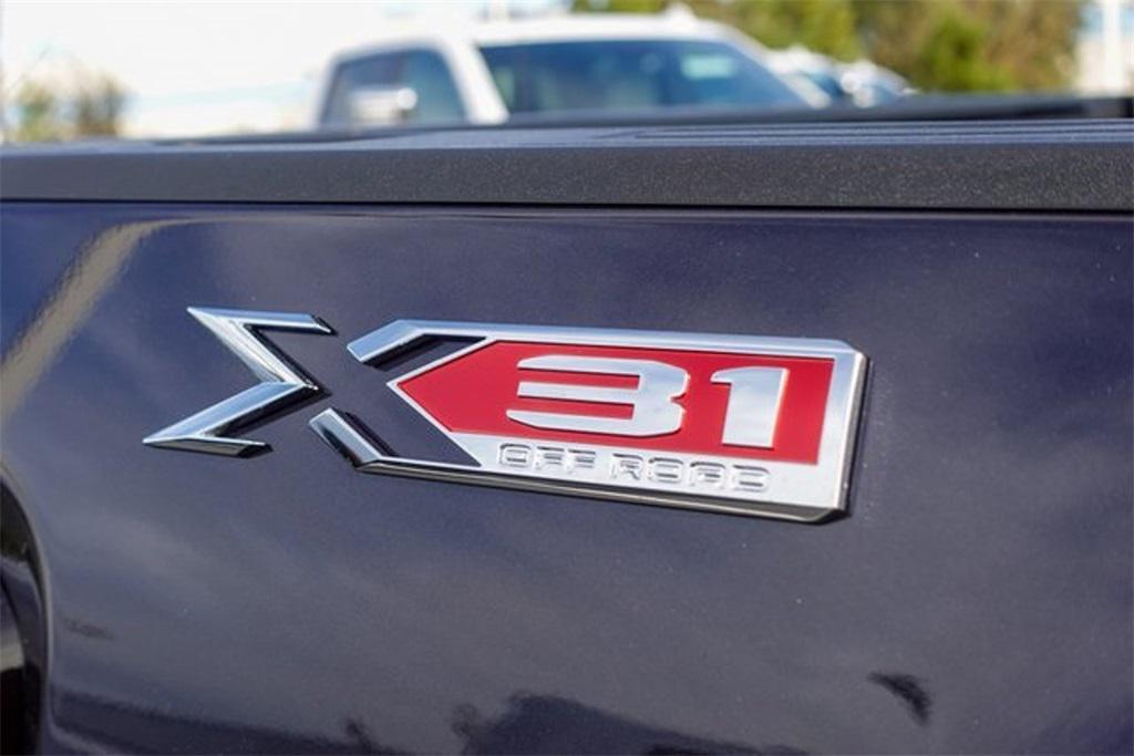 new 2025 GMC Sierra 2500 car, priced at $77,677