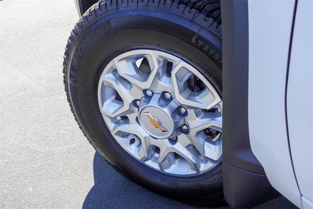 new 2025 Chevrolet Silverado 2500 car, priced at $76,515