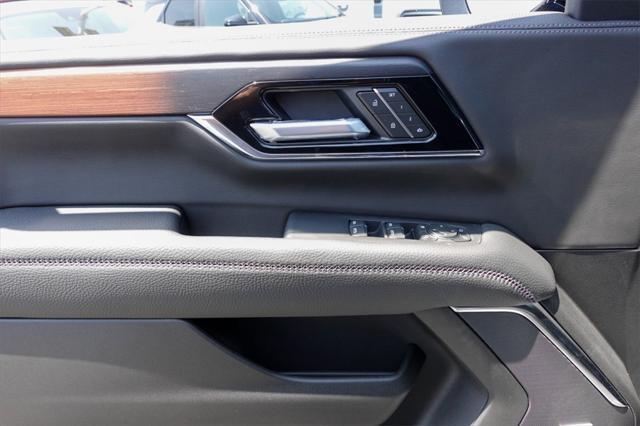 new 2025 GMC Yukon XL car, priced at $92,205