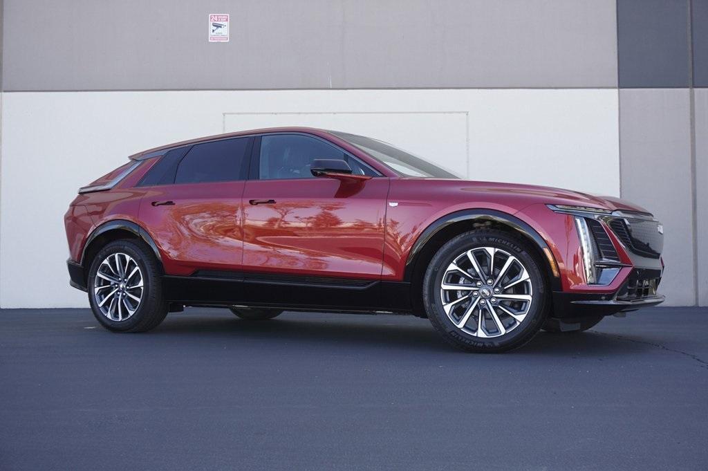 new 2024 Cadillac LYRIQ car, priced at $74,614