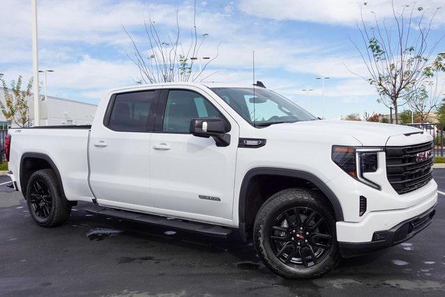 new 2025 GMC Sierra 1500 car, priced at $64,275