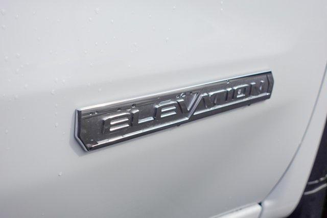 new 2025 GMC Sierra 1500 car, priced at $64,275