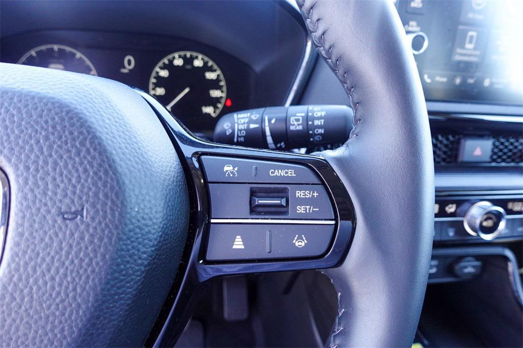 used 2025 Honda CR-V car, priced at $34,477