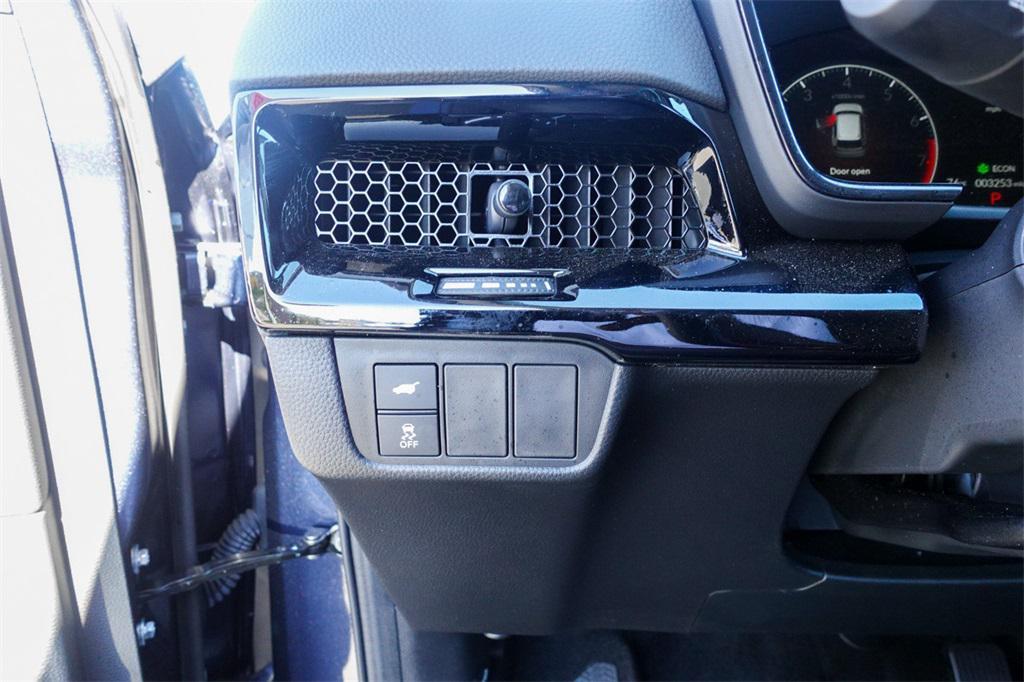 used 2025 Honda CR-V car, priced at $34,477