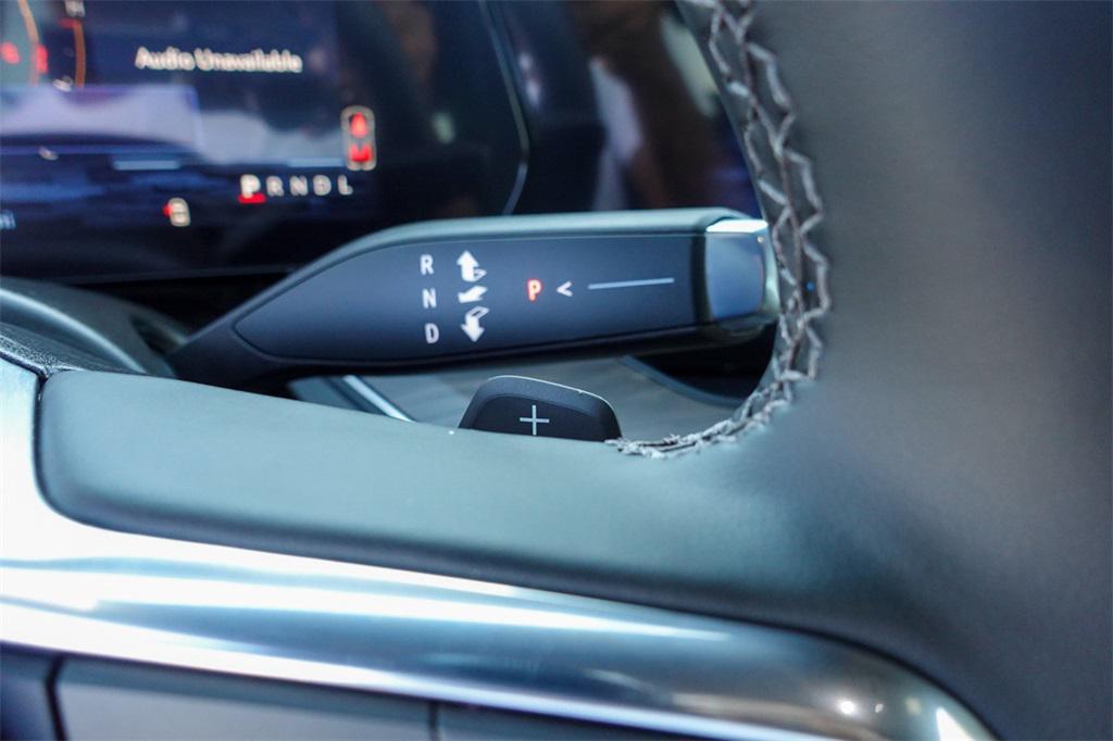 new 2025 Chevrolet Suburban car, priced at $90,980