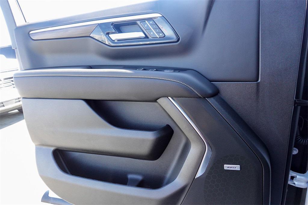 new 2025 Chevrolet Suburban car, priced at $90,980