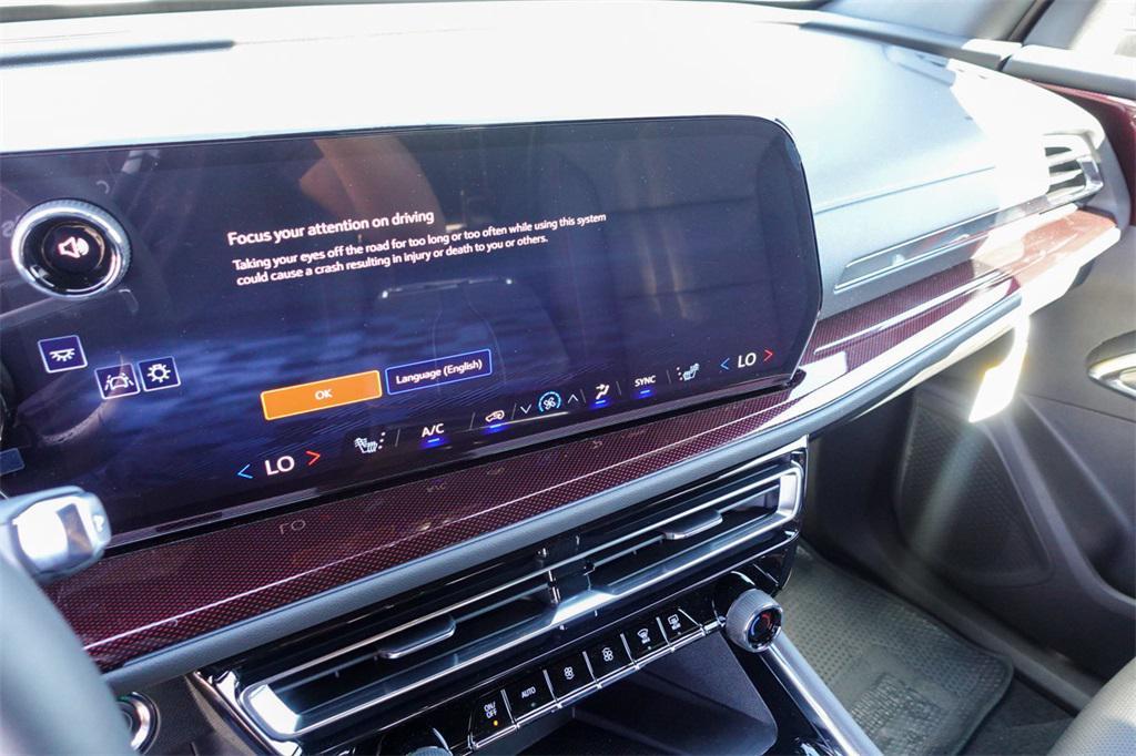 new 2025 Chevrolet Traverse car, priced at $49,295