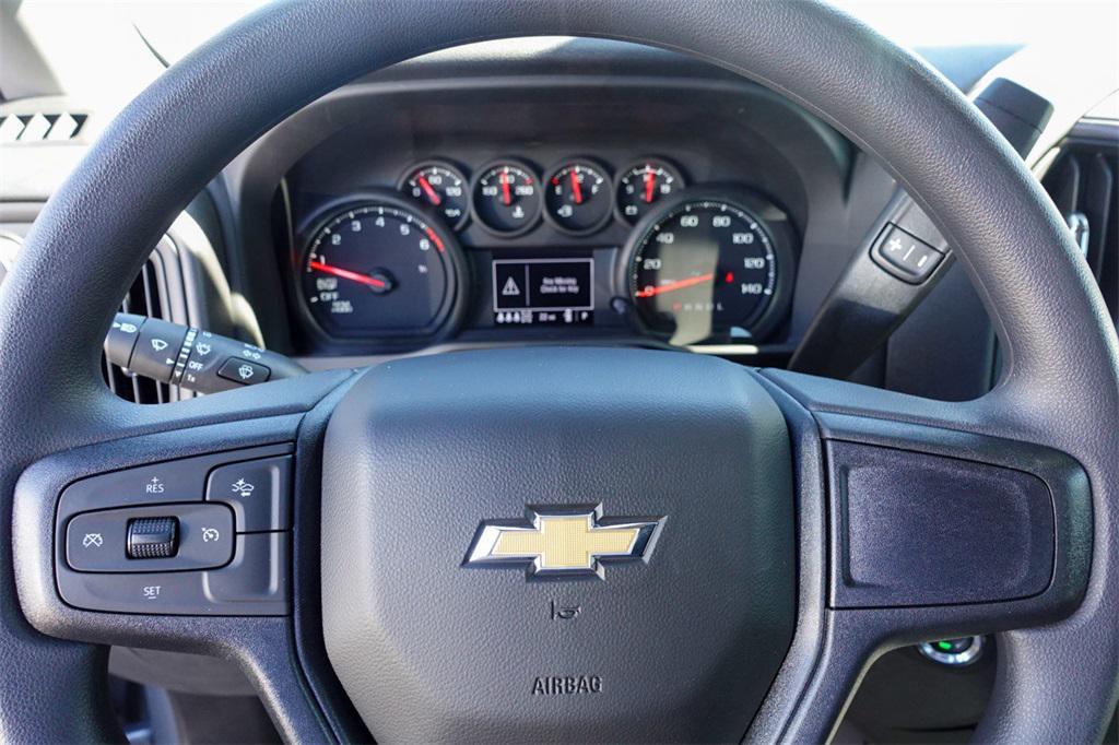 new 2025 Chevrolet Silverado 1500 car, priced at $50,877