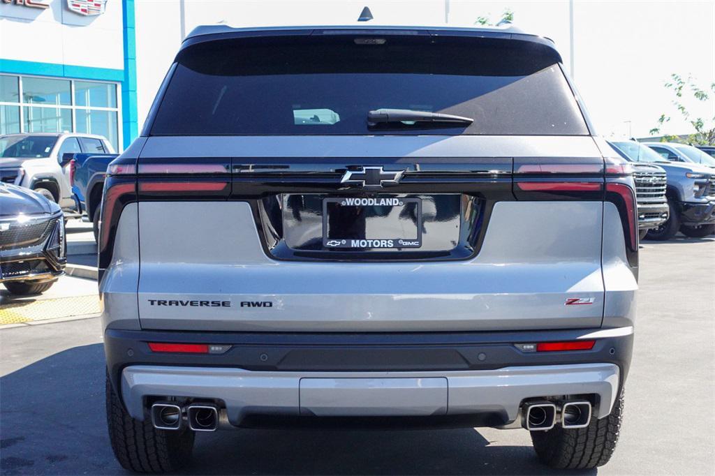 new 2026 Chevrolet Traverse car, priced at $55,955