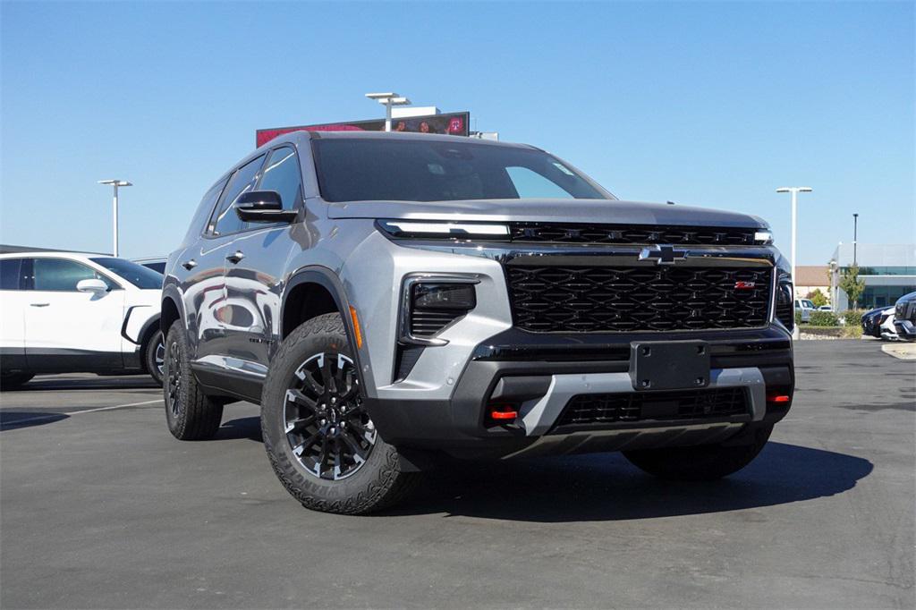 new 2026 Chevrolet Traverse car, priced at $55,955