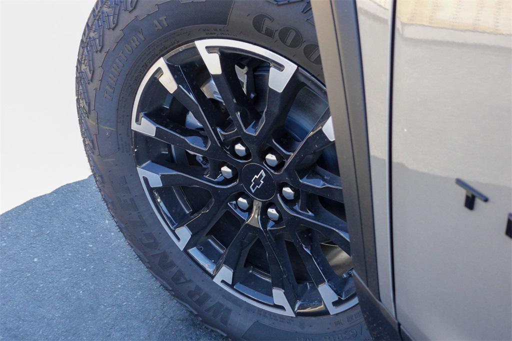 new 2026 Chevrolet Traverse car, priced at $55,955