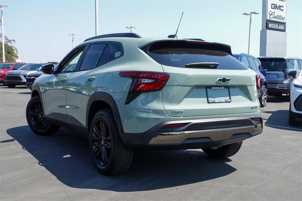 new 2025 Chevrolet Trax car, priced at $26,160