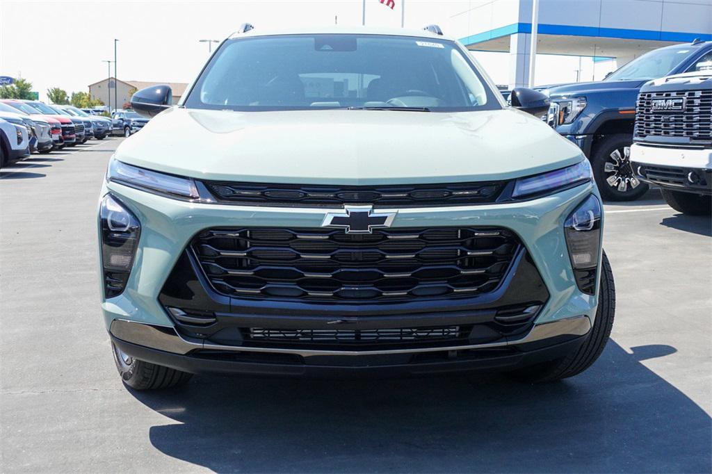 new 2025 Chevrolet Trax car, priced at $26,160