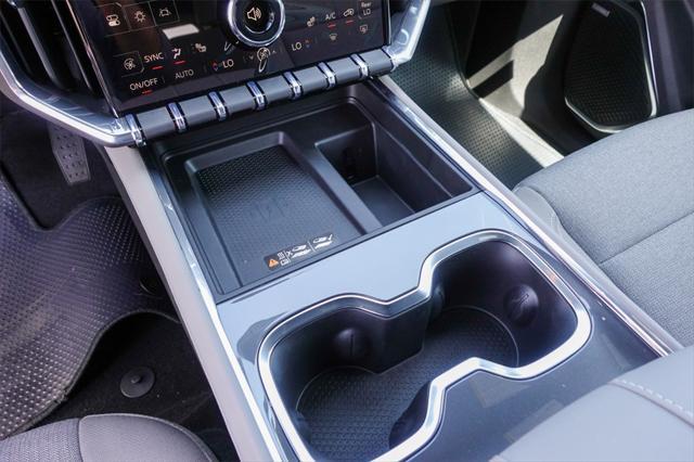 new 2025 GMC Acadia car