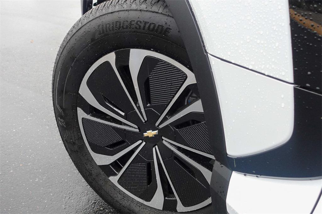 new 2025 Chevrolet Blazer EV car, priced at $45,877