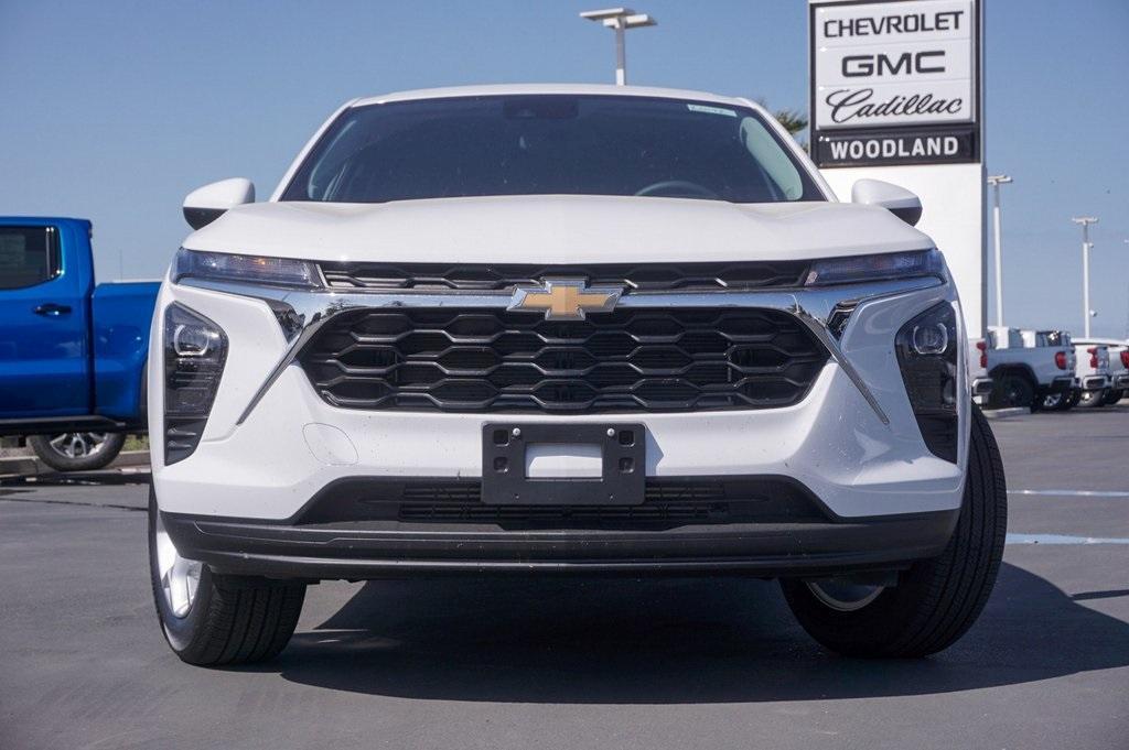 new 2024 Chevrolet Trax car, priced at $23,530