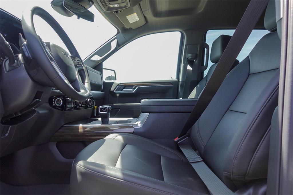 new 2025 Chevrolet Silverado 1500 car, priced at $60,877