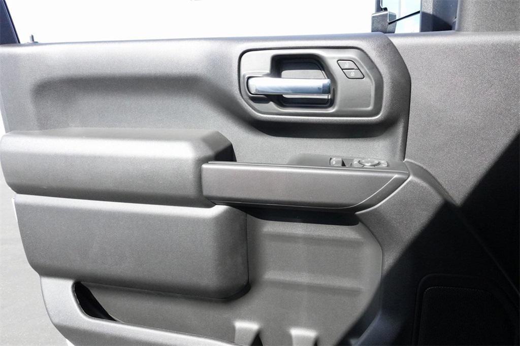 new 2025 GMC Sierra 2500 car, priced at $50,877