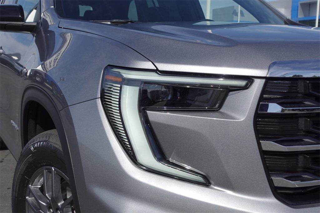 used 2025 GMC Acadia car, priced at $43,955