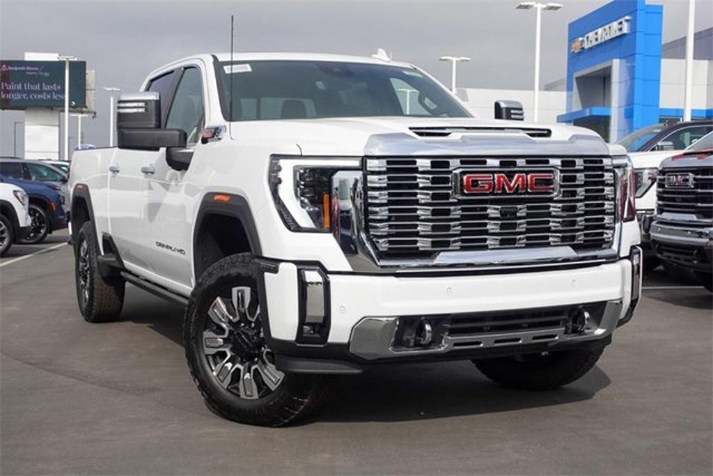 new 2025 GMC Sierra 2500 car, priced at $89,815