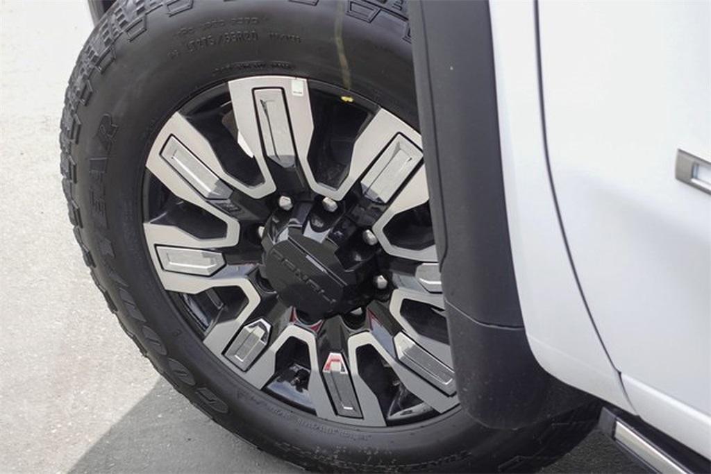 new 2025 GMC Sierra 2500 car, priced at $89,815