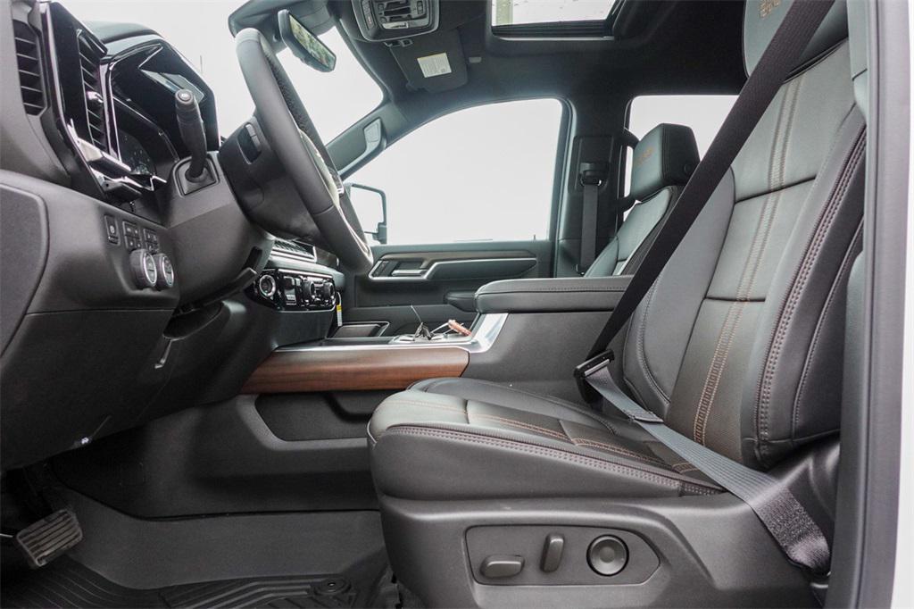 new 2025 Chevrolet Silverado 2500 car, priced at $92,400