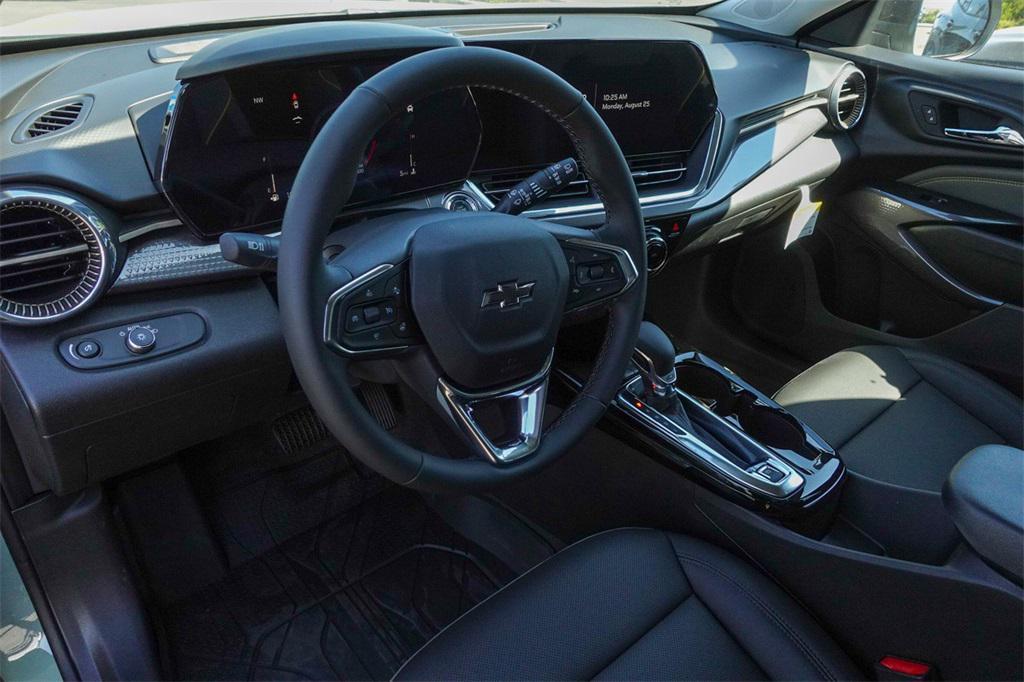 new 2025 Chevrolet Trax car, priced at $26,877