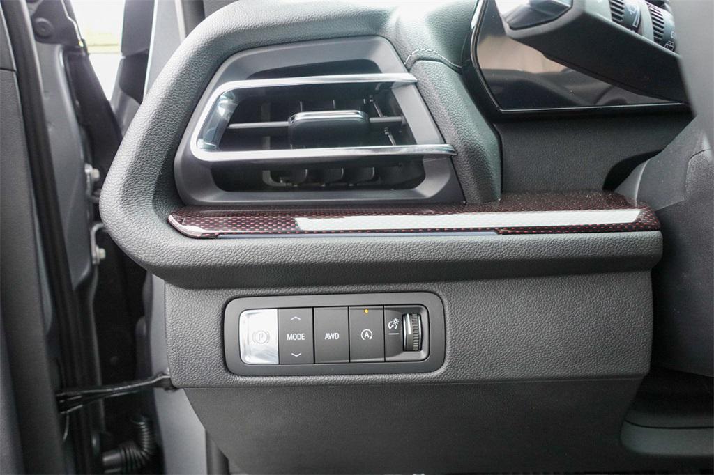 new 2026 Chevrolet Traverse car, priced at $52,620