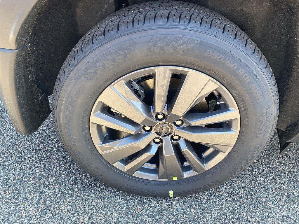 new 2025 Nissan Pathfinder car, priced at $43,890