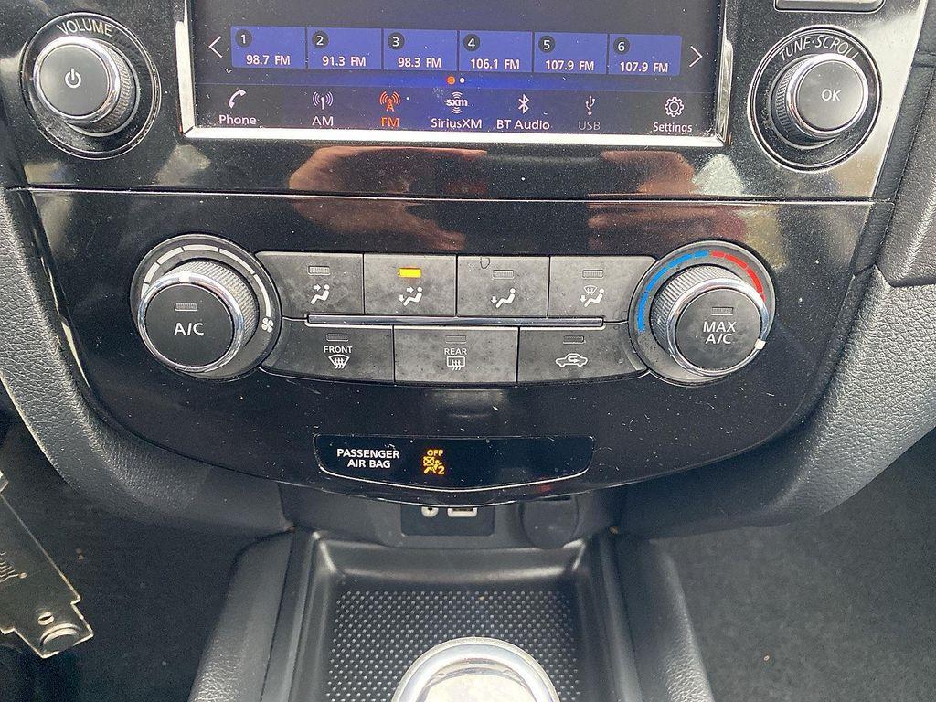 used 2019 Nissan Rogue car, priced at $14,000