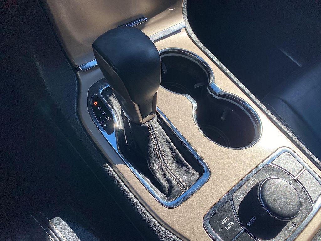 used 2016 Jeep Grand Cherokee car, priced at $13,000