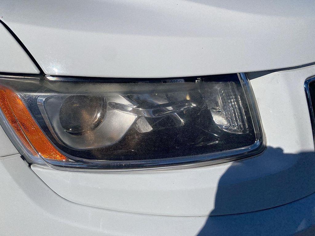 used 2016 Jeep Grand Cherokee car, priced at $13,000