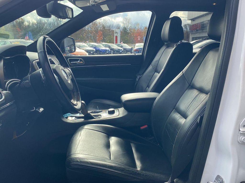 used 2016 Jeep Grand Cherokee car, priced at $13,895