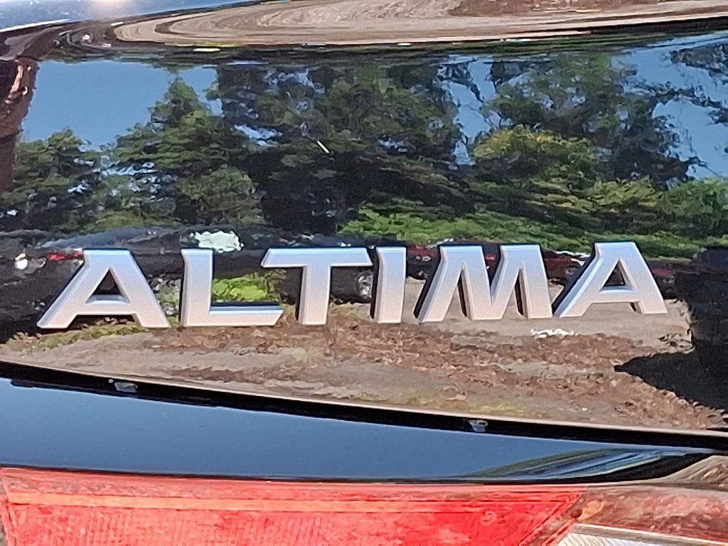 new 2025 Nissan Altima car, priced at $30,922
