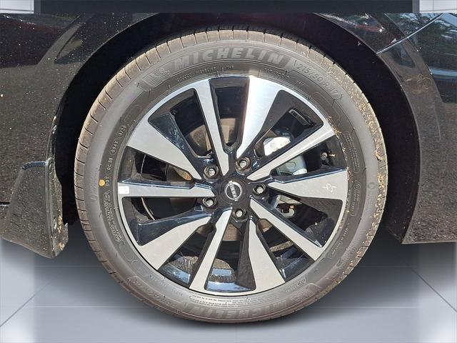 new 2025 Nissan Sentra car, priced at $25,932