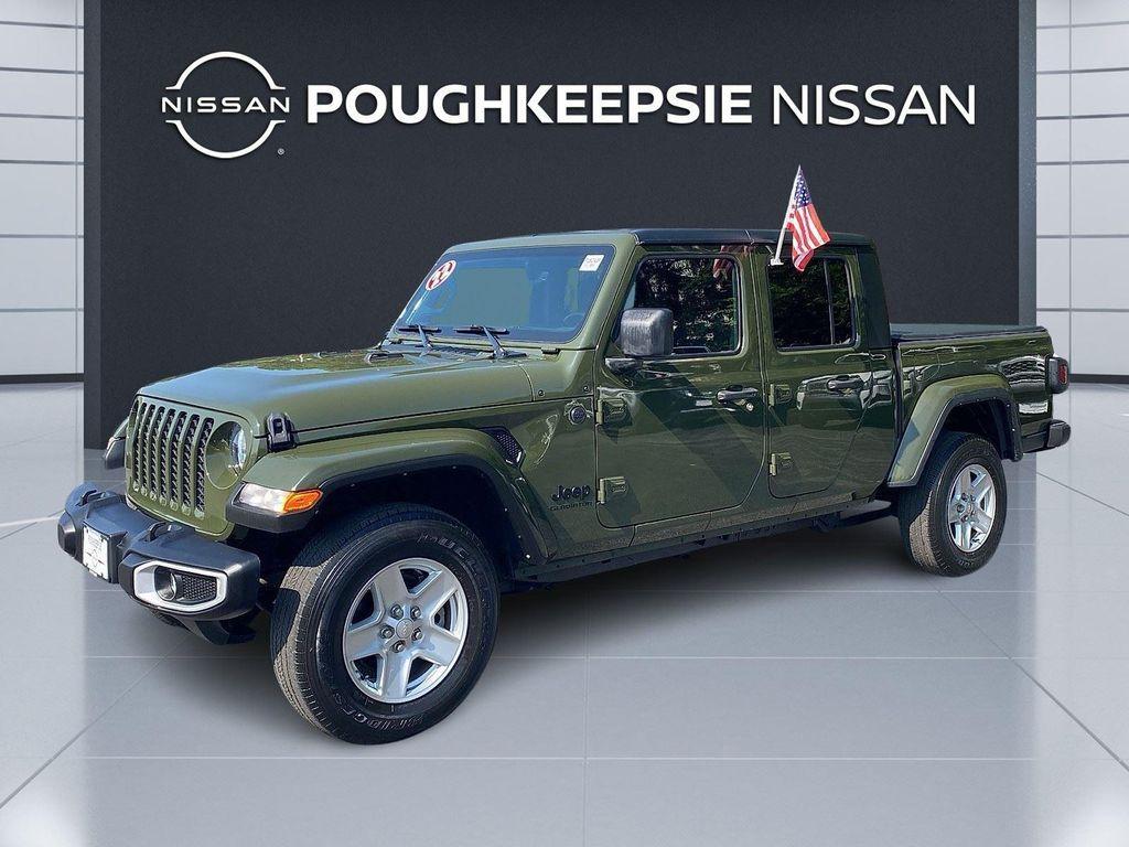 used 2022 Jeep Gladiator car, priced at $31,992