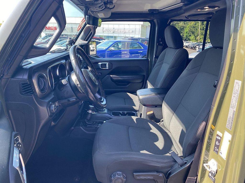 used 2022 Jeep Gladiator car, priced at $31,992
