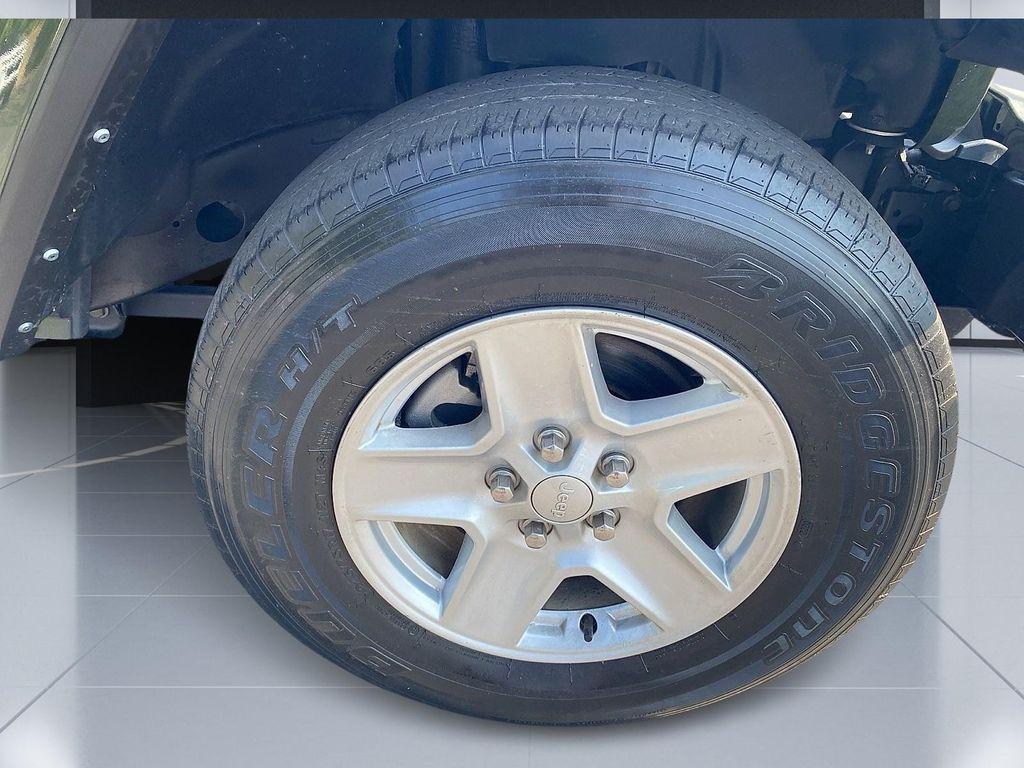 used 2022 Jeep Gladiator car, priced at $34,695
