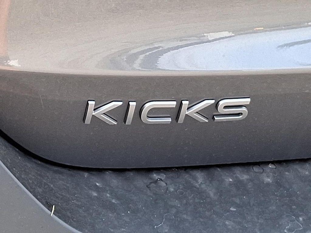 new 2025 Nissan Kicks car, priced at $29,105