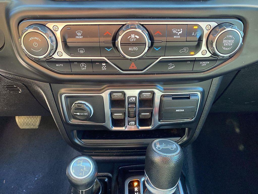 used 2018 Jeep Wrangler Unlimited car, priced at $24,895