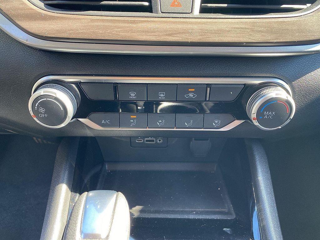 used 2024 Nissan Altima car, priced at $21,995