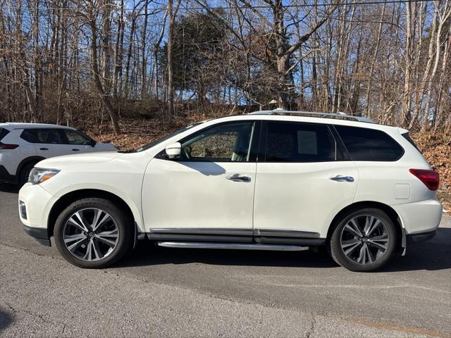 used 2020 Nissan Pathfinder car