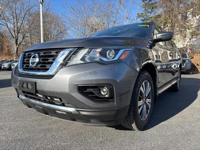 used 2018 Nissan Pathfinder car, priced at $17,992