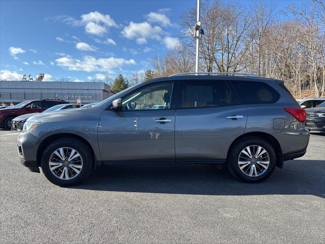 used 2018 Nissan Pathfinder car, priced at $17,992