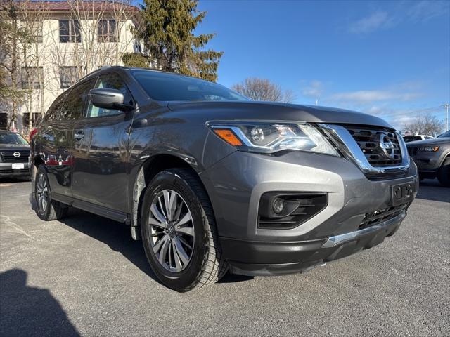 used 2018 Nissan Pathfinder car, priced at $17,992