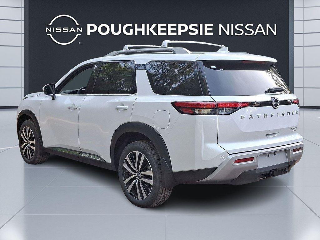 new 2025 Nissan Pathfinder car, priced at $46,116