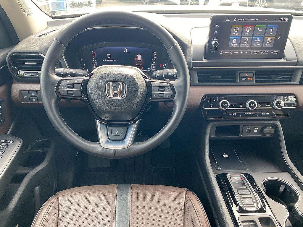 used 2024 Honda Pilot car, priced at $44,866