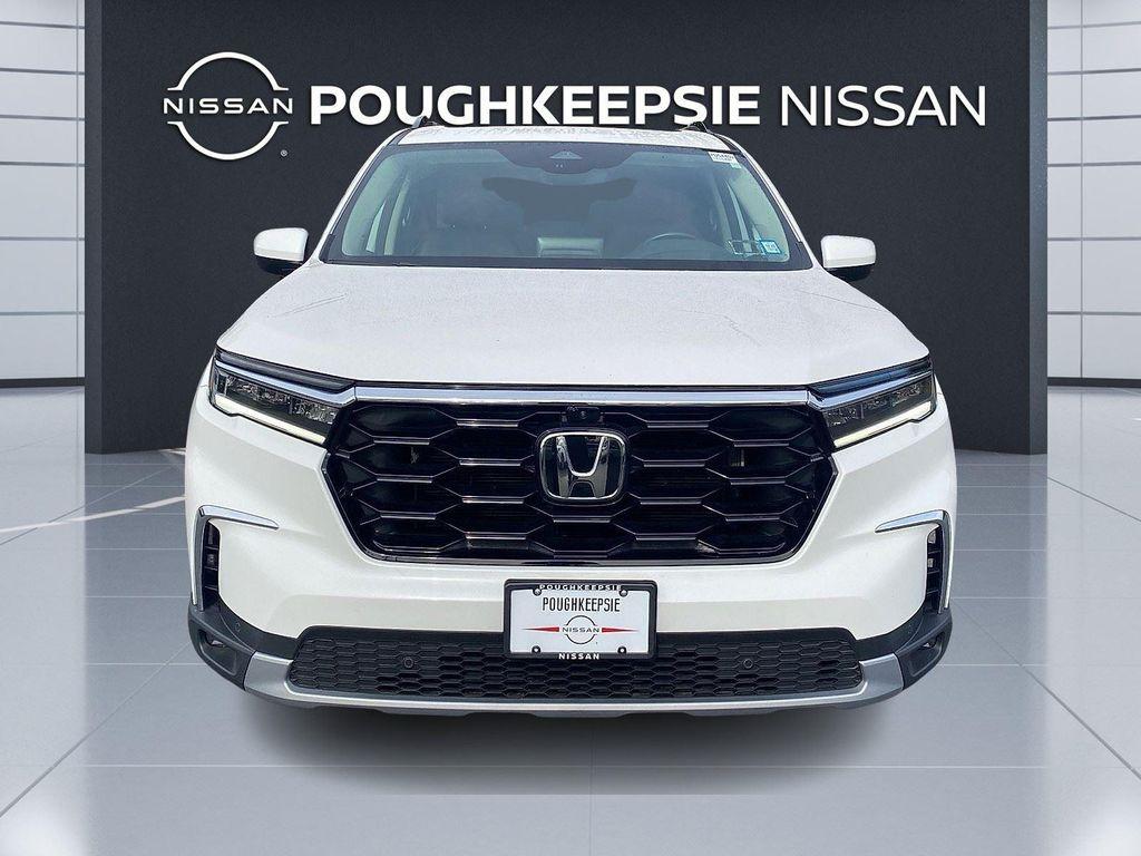used 2024 Honda Pilot car, priced at $44,866